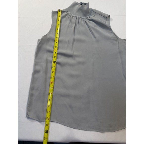 Theory Womens Light Gray 100% Silk Ribbed Mock Neck Sleeveless Shell Top Small - Picture 4 of 6